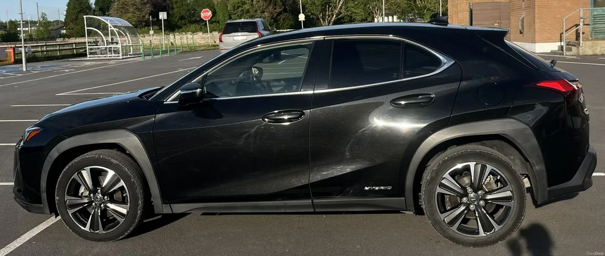 Lexus UX 2019 High Specs - Image 5