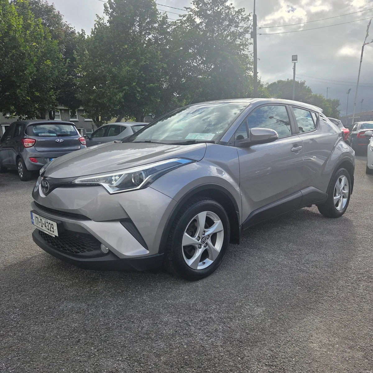 Toyota C-HR 2017 1.2 Petrol Luna - Image 4