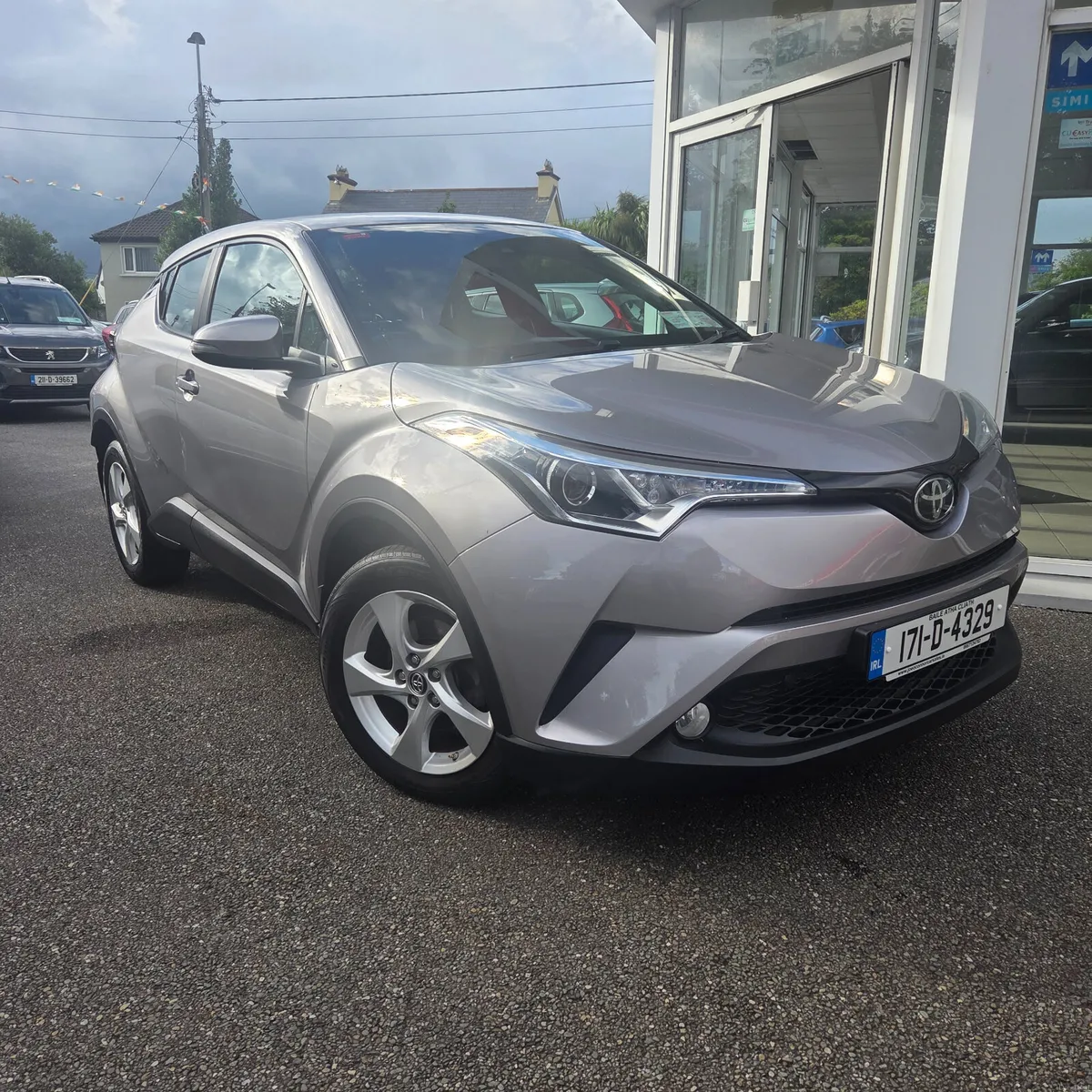 Toyota C-HR 2017 1.2 Petrol Luna - Image 1