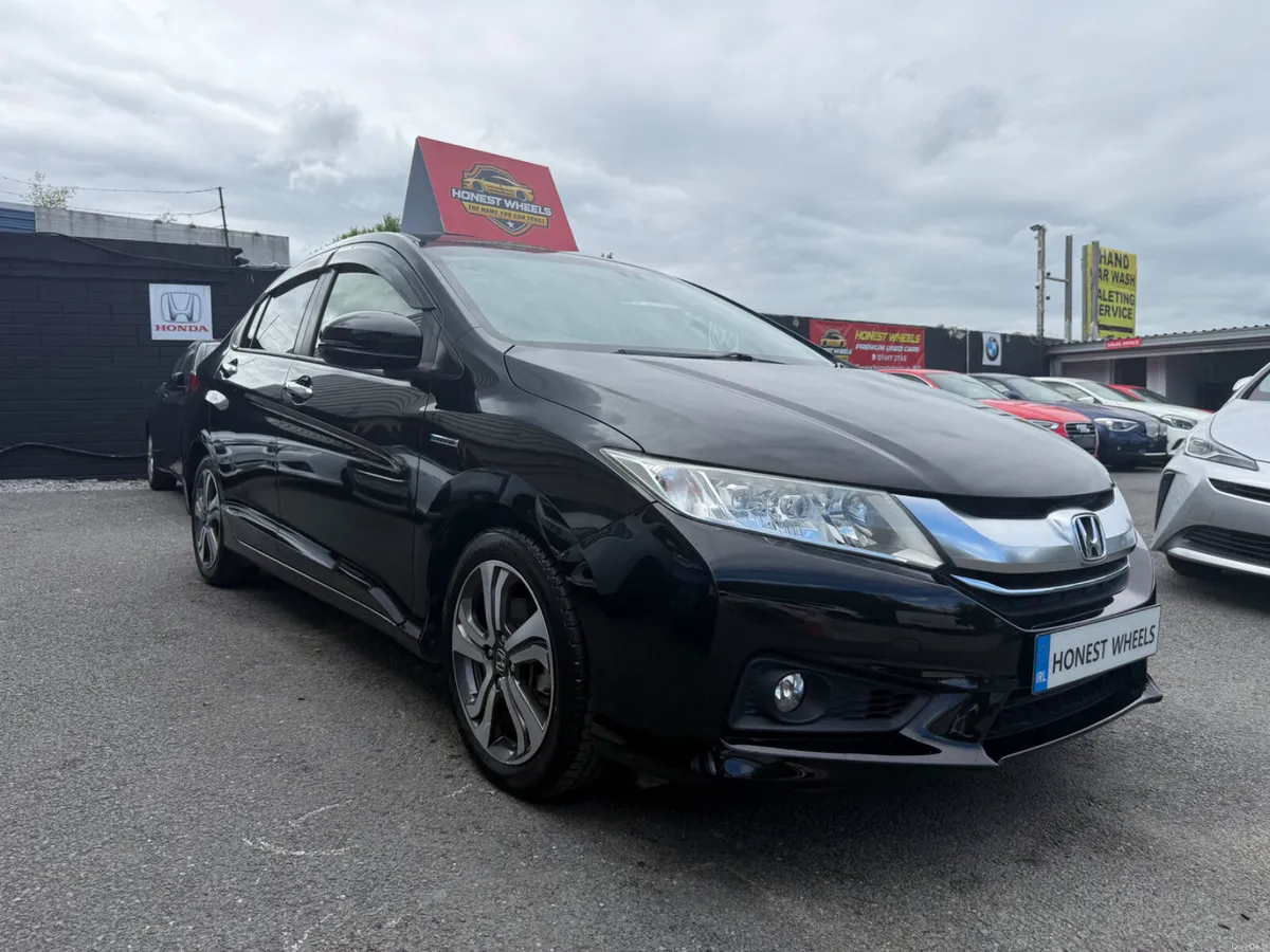 2015 Honda Grace 1.5 Hybrid Automatic - Image 2