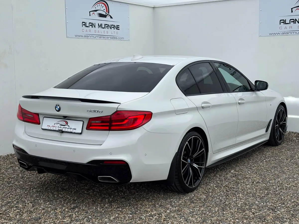 BMW 520D G30 M-SPORT 2019 * MINT* - Image 4