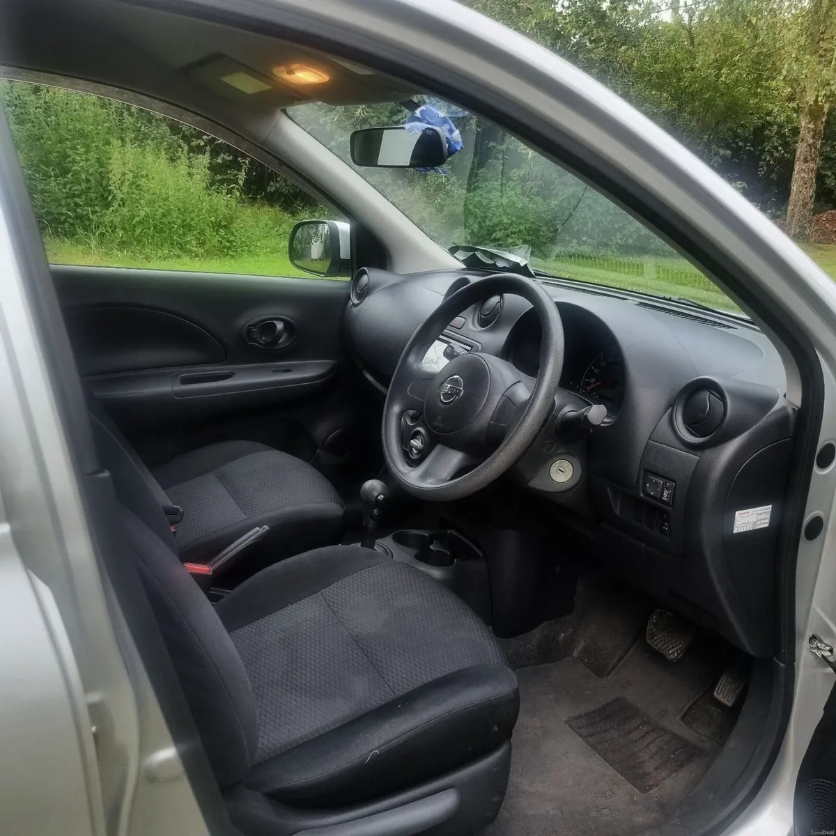 Nissan March 2012 - Image 2