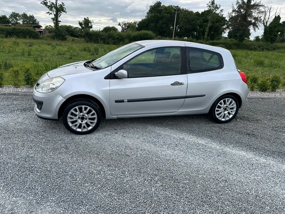 Renault Clio 2009 - Image 6