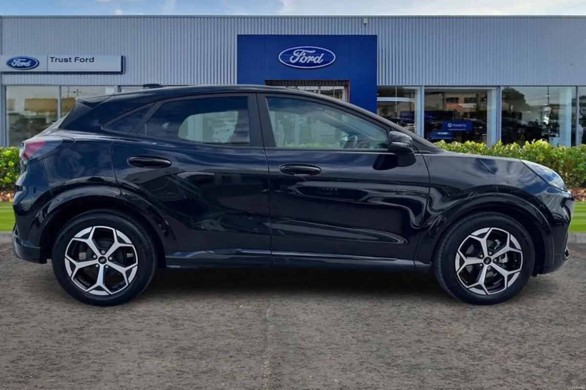 Ford Puma 1.0T EcoBoost MHEV ST-Line SUV 5dr Petro - Image 3