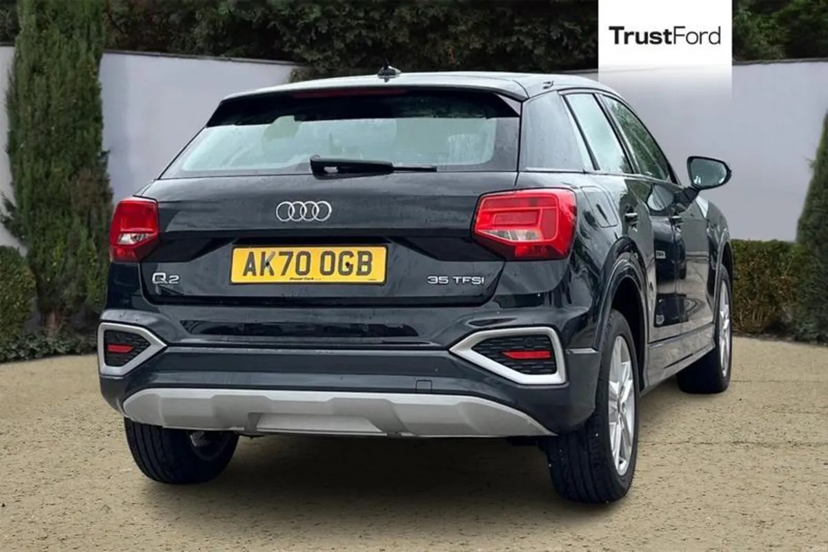 Audi Q2 Sport - Image 4