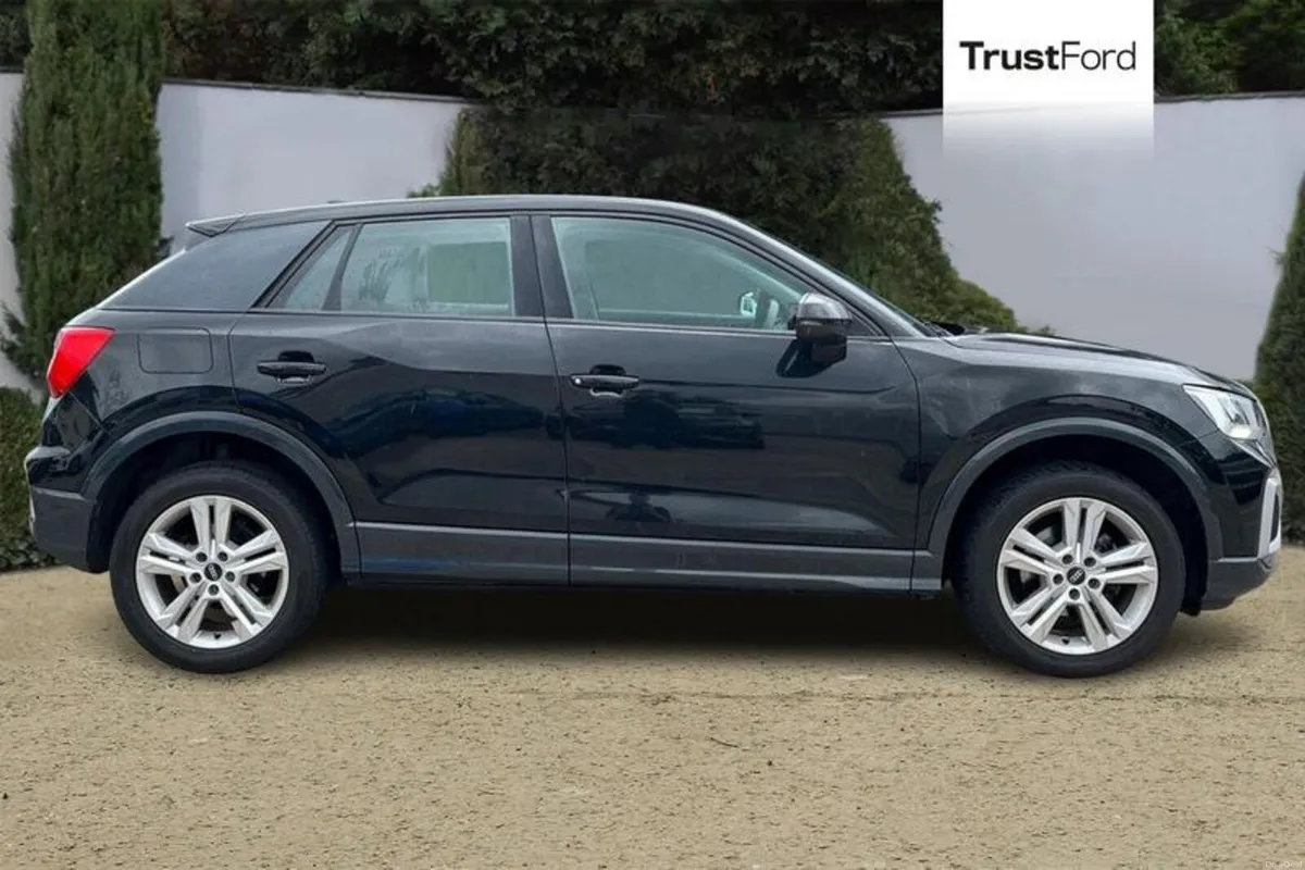 Audi Q2 Sport - Image 3