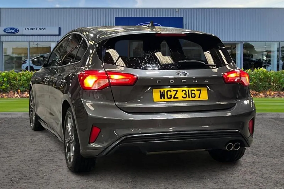 Ford Focus ST-Line Edition - Image 2