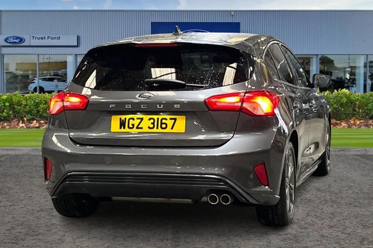 Ford Focus ST-Line Edition - Image 4