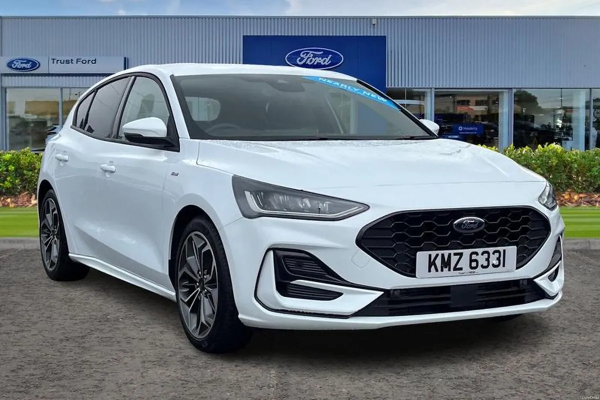 Ford Focus ST-Line X - Image 1