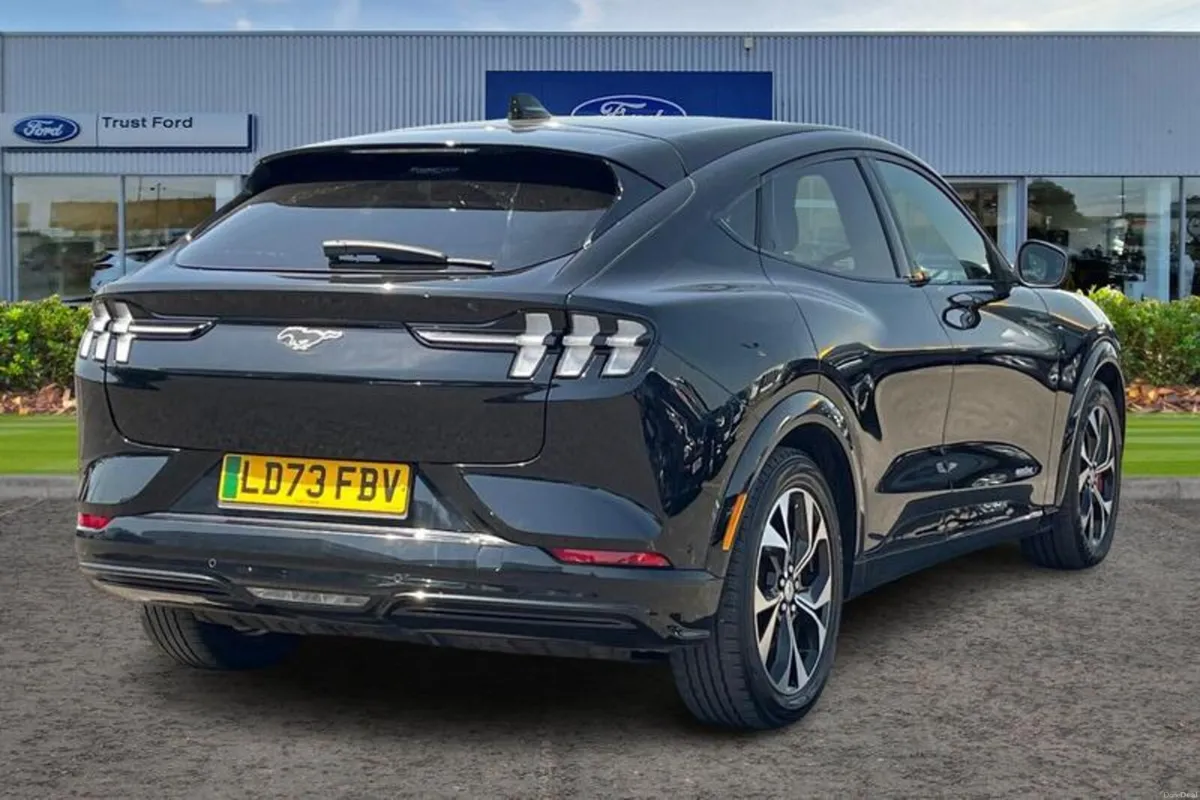 Ford Mustang Mach-E Extended Range - Image 4