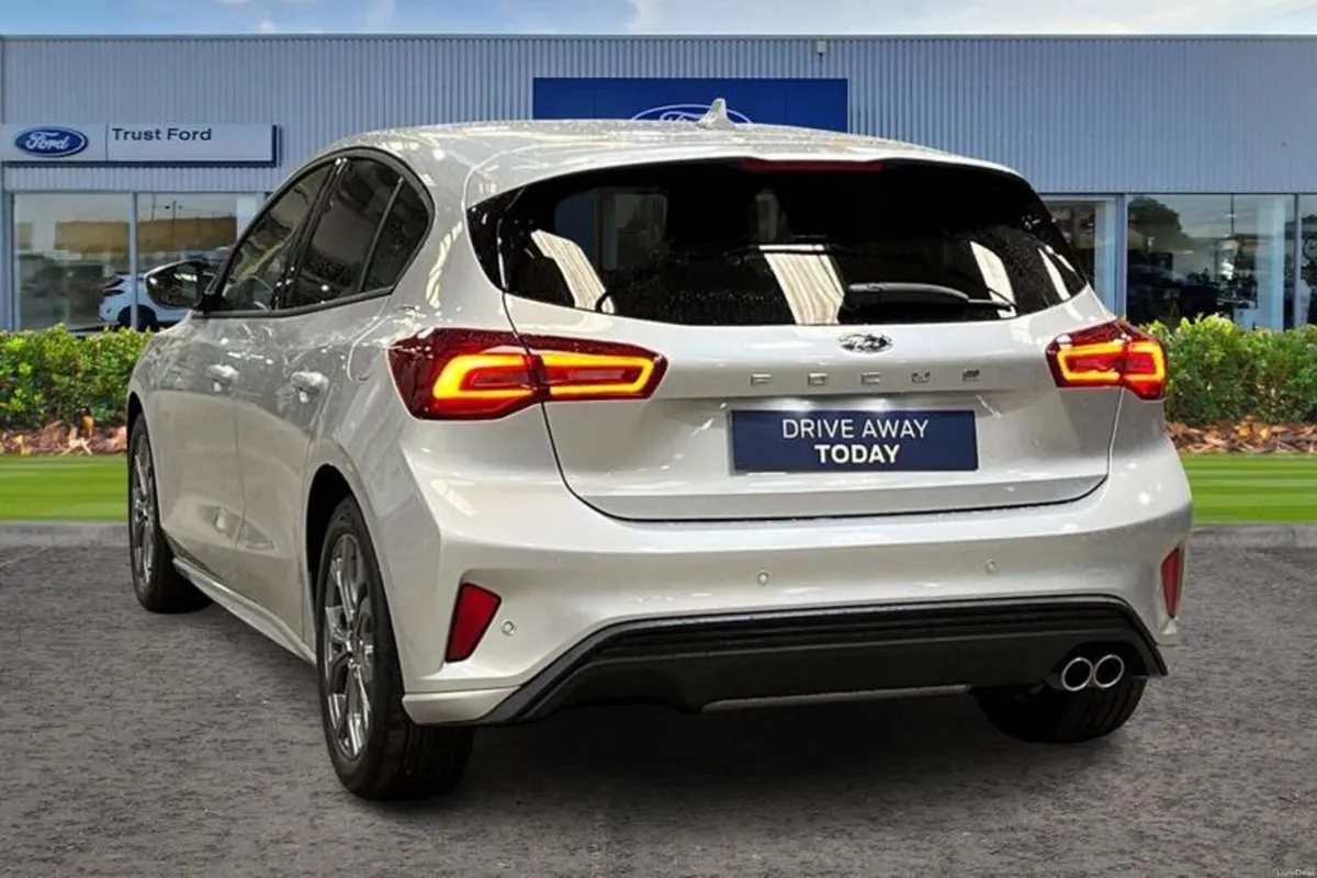 Ford Focus ST-Line - Image 2