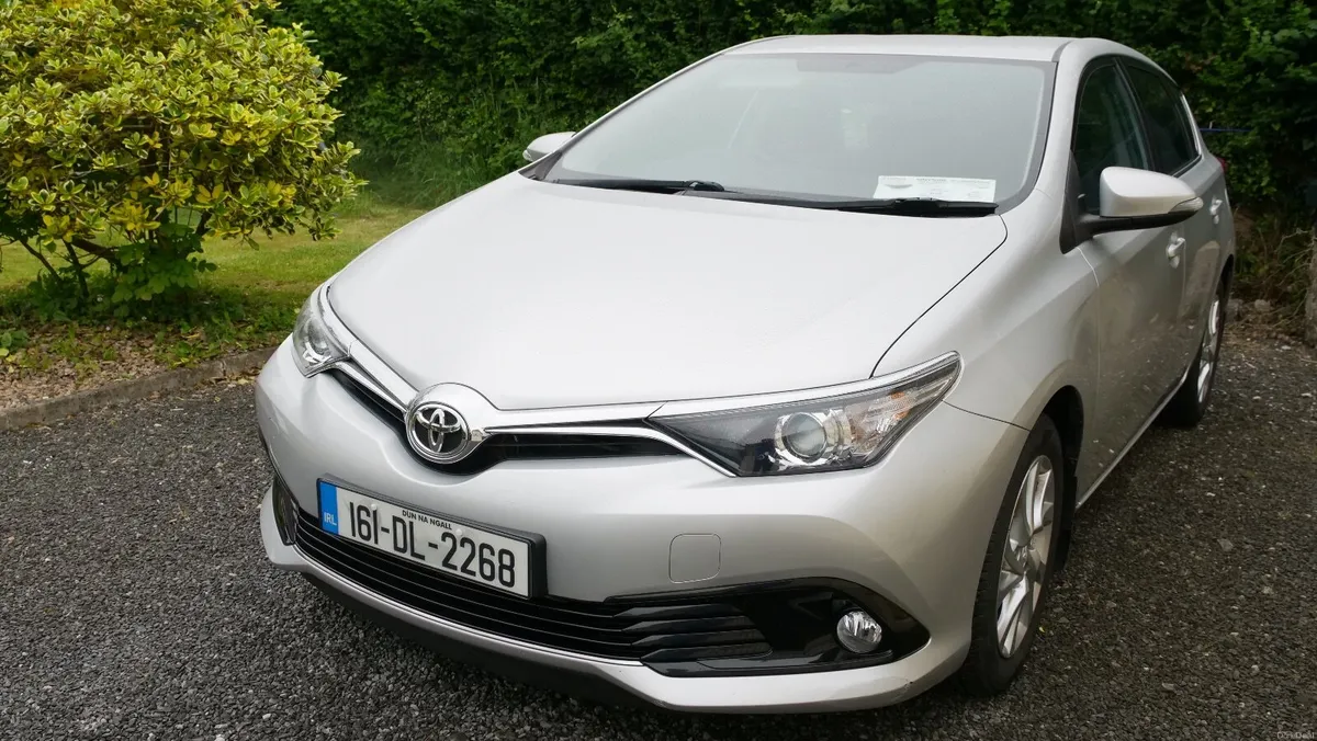Toyota Auris 2016 - Image 1