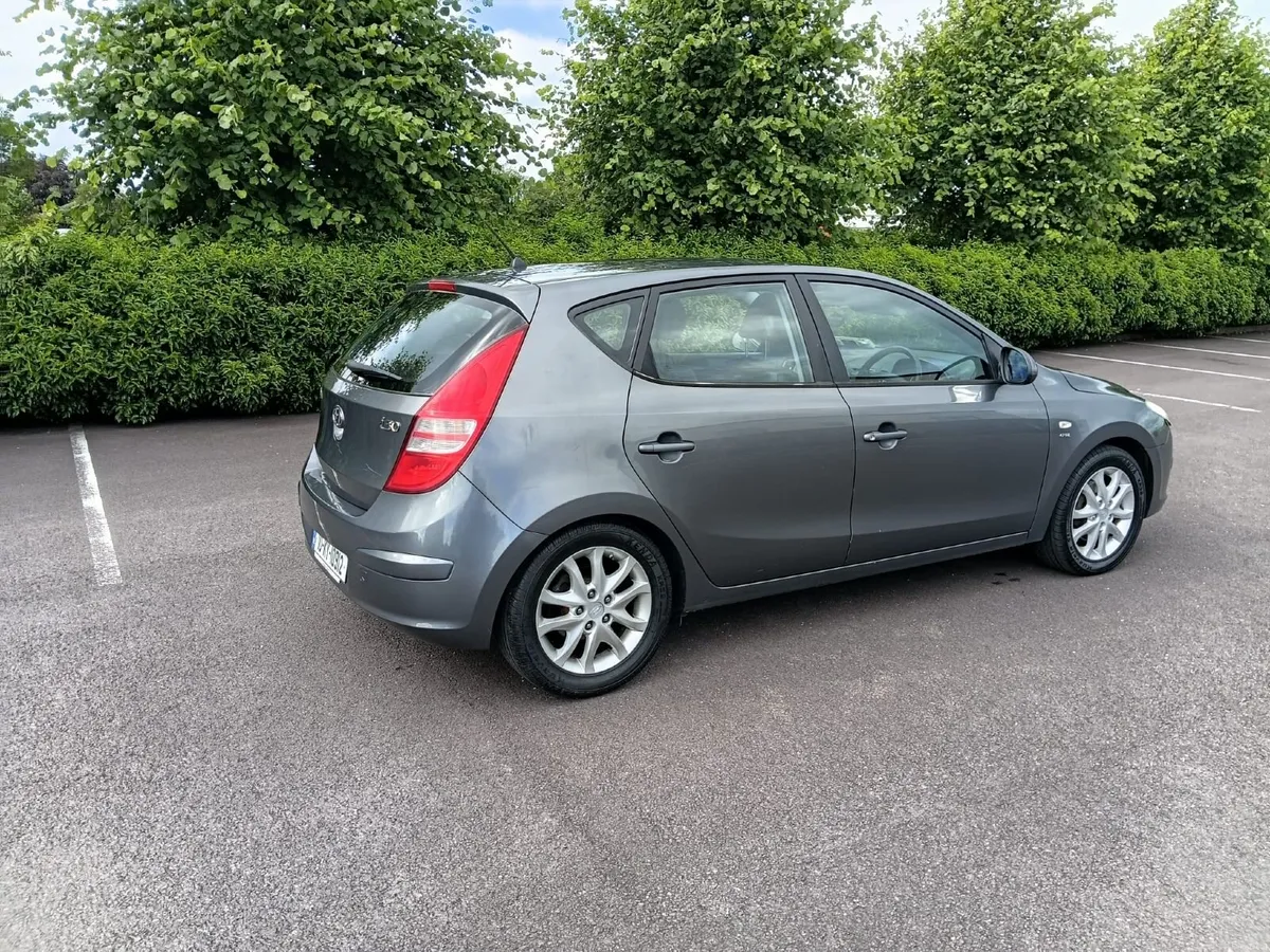 HYUNDAI i30 2010 DIESEL 05/27 - Image 5