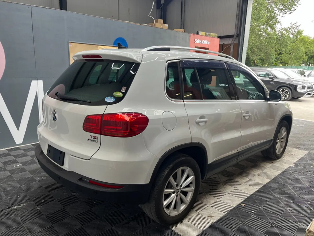 Volkswagen Tiguan 2016 VOLKSWAGEN TIGUAN LOUNGE 1. - Image 2