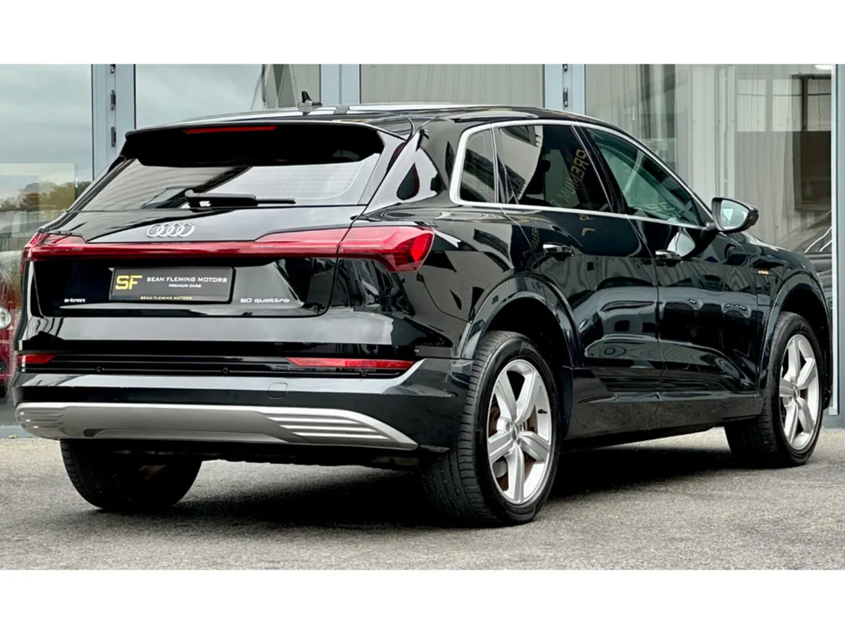 Audi e-tron TECHNIK 50 QUATTRO 5DR AUTO - Image 3