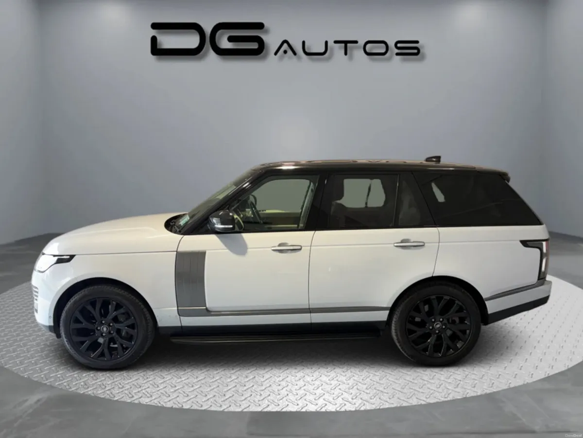 Land Rover Range Rover AUTOBIOGRAPHY - LOW KMs - P - Image 1