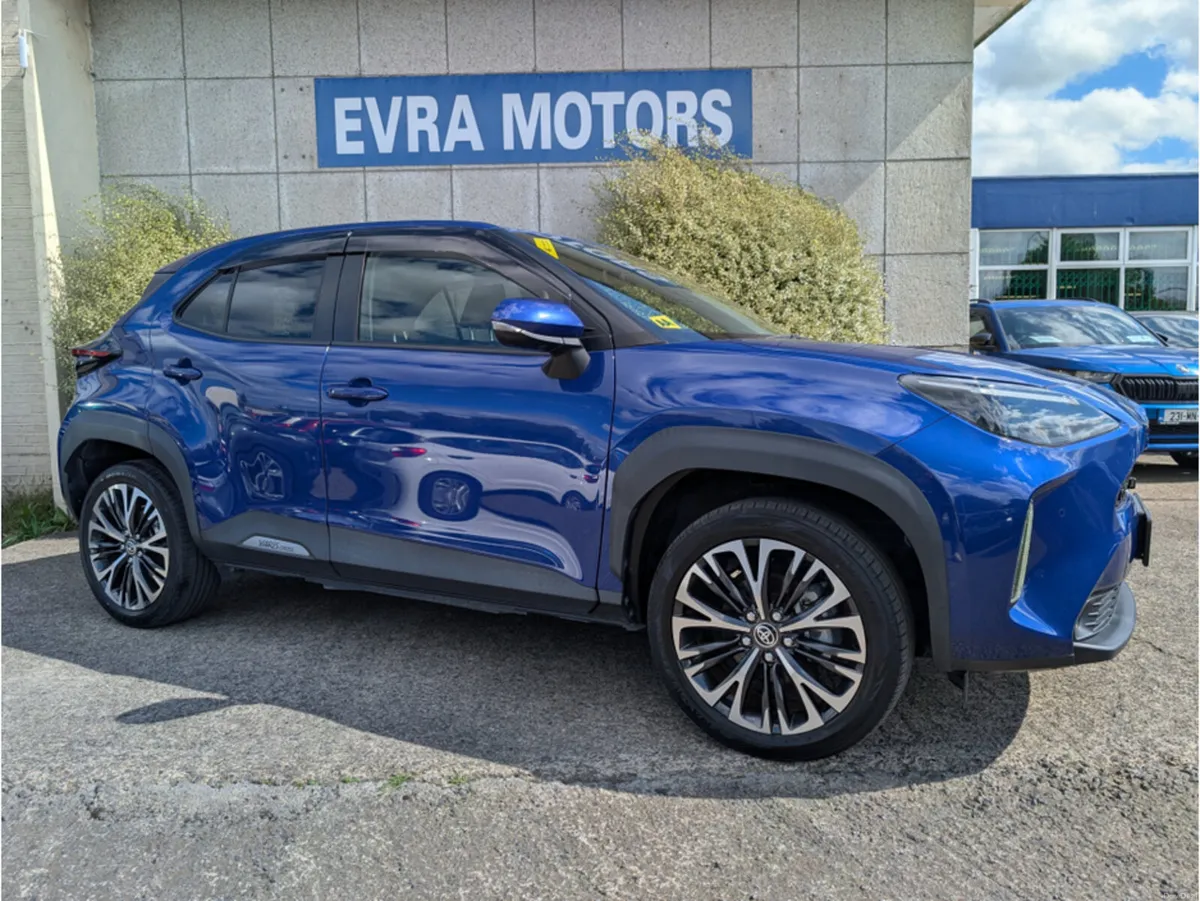 Toyota Yaris Cross Z HYBRID AUTOMATIC 1.5 PETROL / - Image 3
