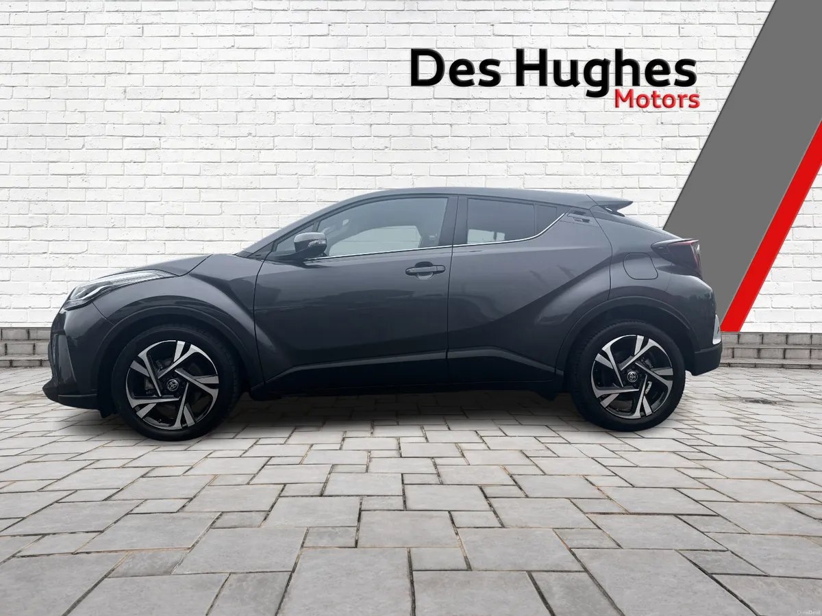 Toyota C-HR 2023 Hybrid Sport Automatic - Image 4
