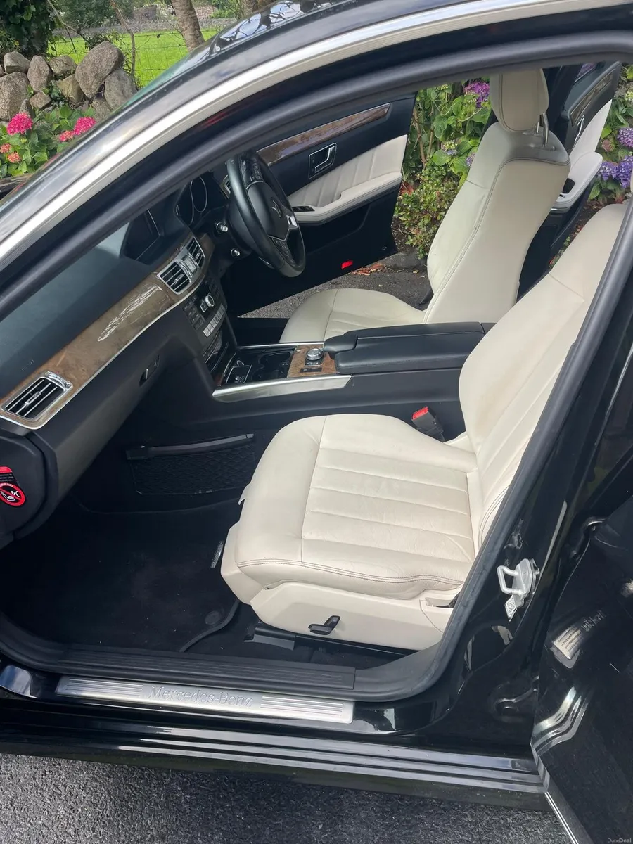 Mercedes E200 CDI Automatic 2015 - Image 4