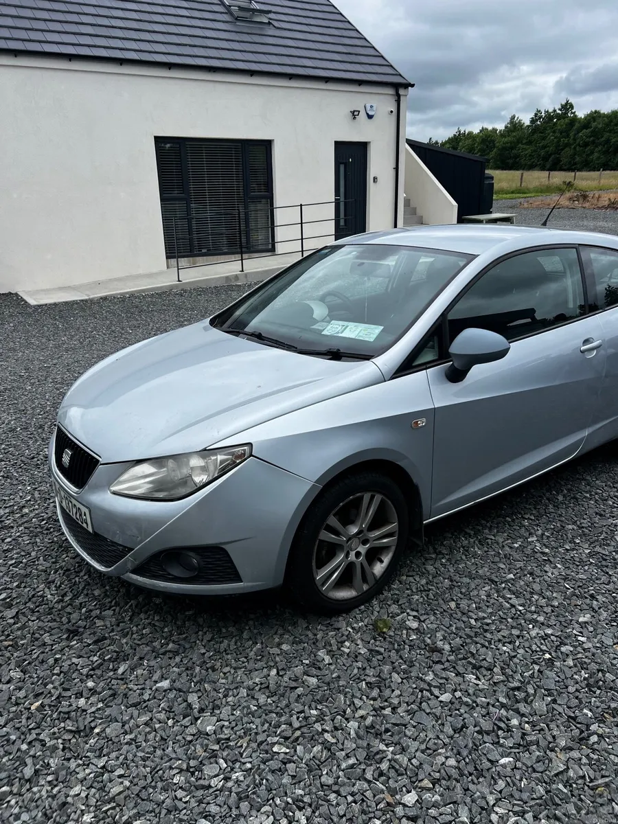 SEAT Ibiza SportCoupe with CarPlay. Under 200k km - Image 4