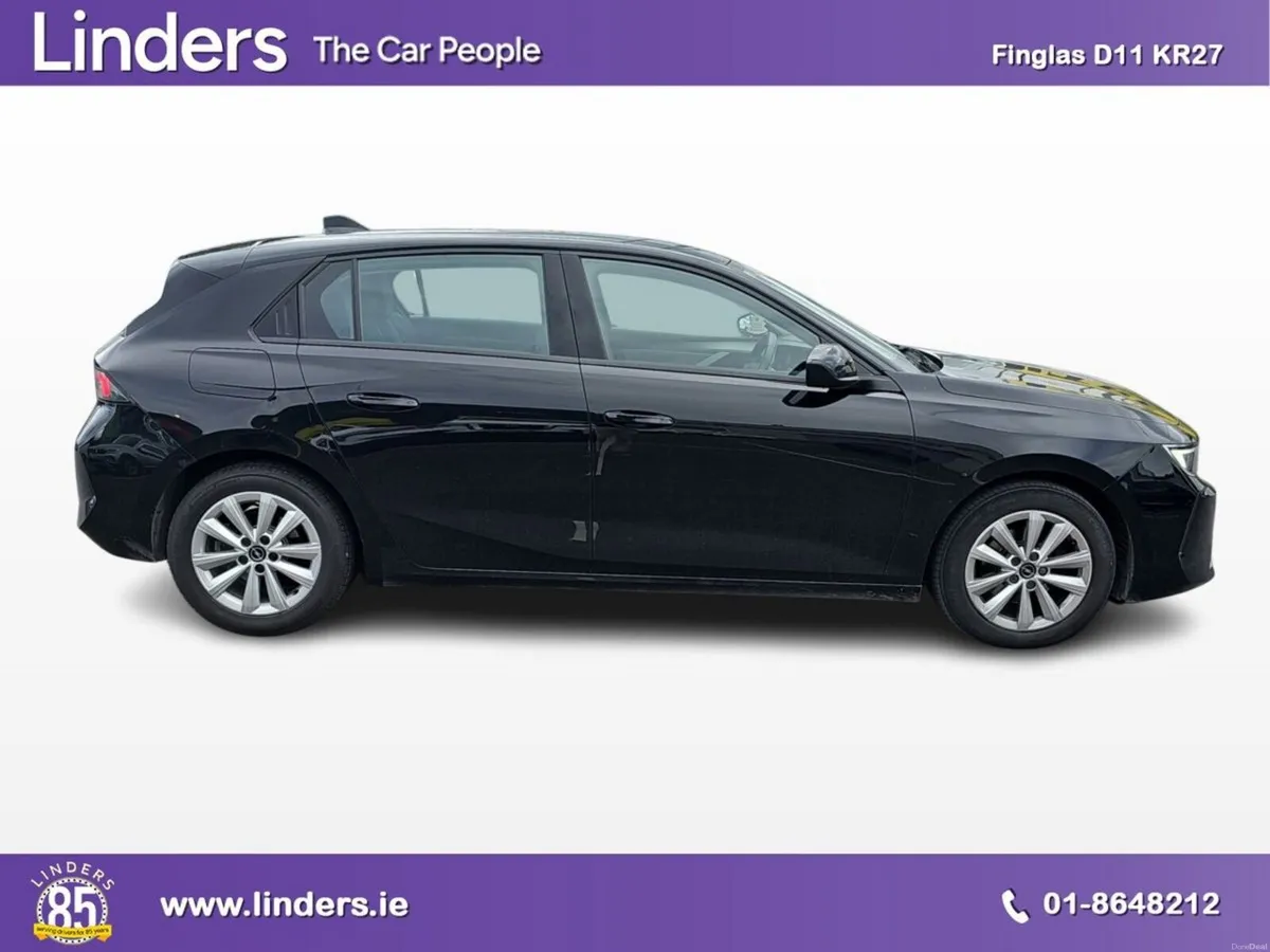 Opel Astra SC 1.2 Turbo 110PS Petrol 6 Speed - Image 4