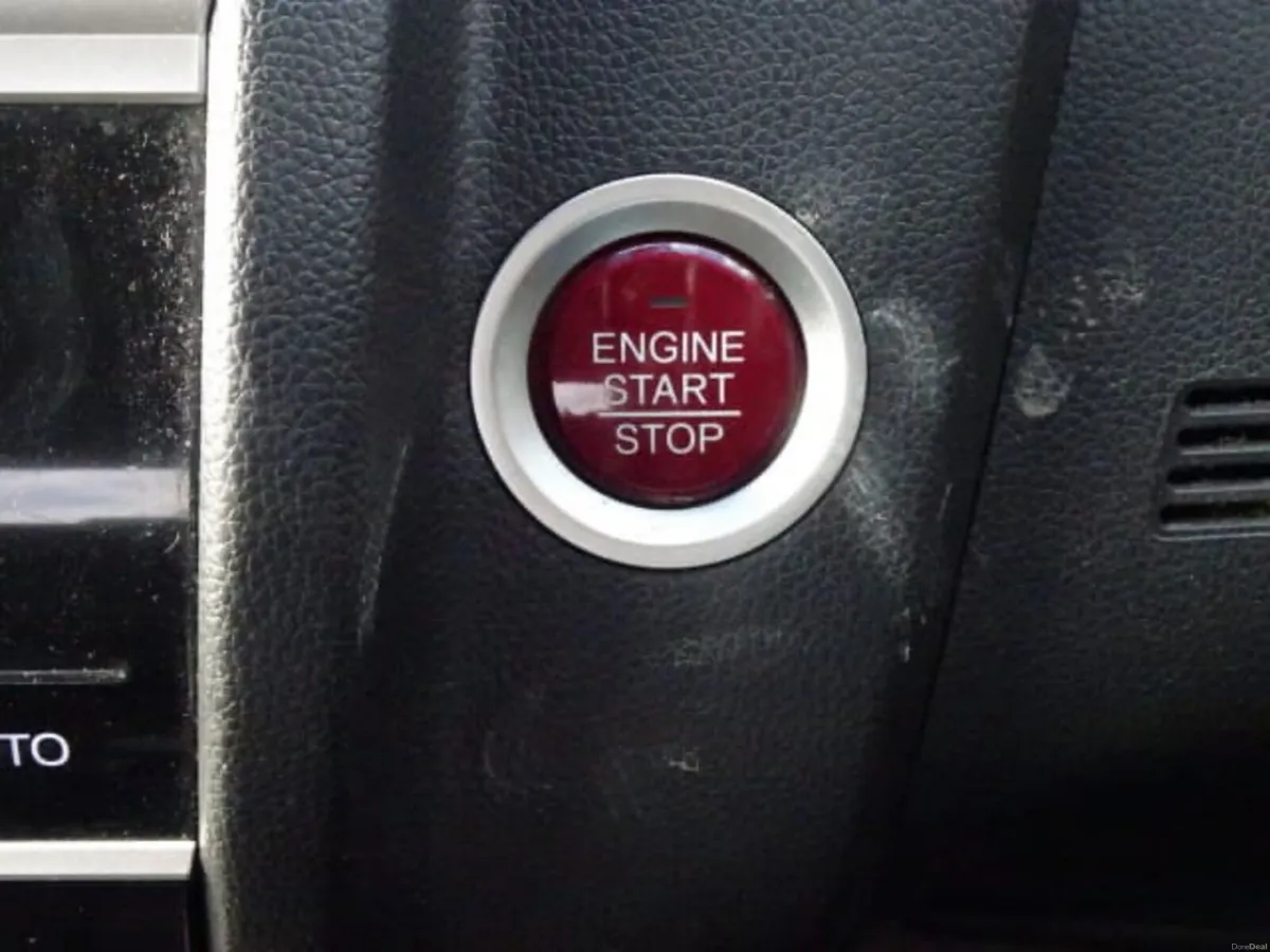 Honda Fit 2015 - Image 5