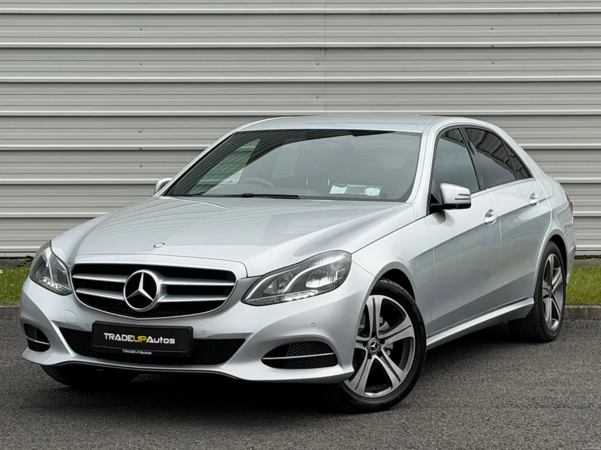 Mercedes-Benz E220d Elegance *NewNCT - Image 3