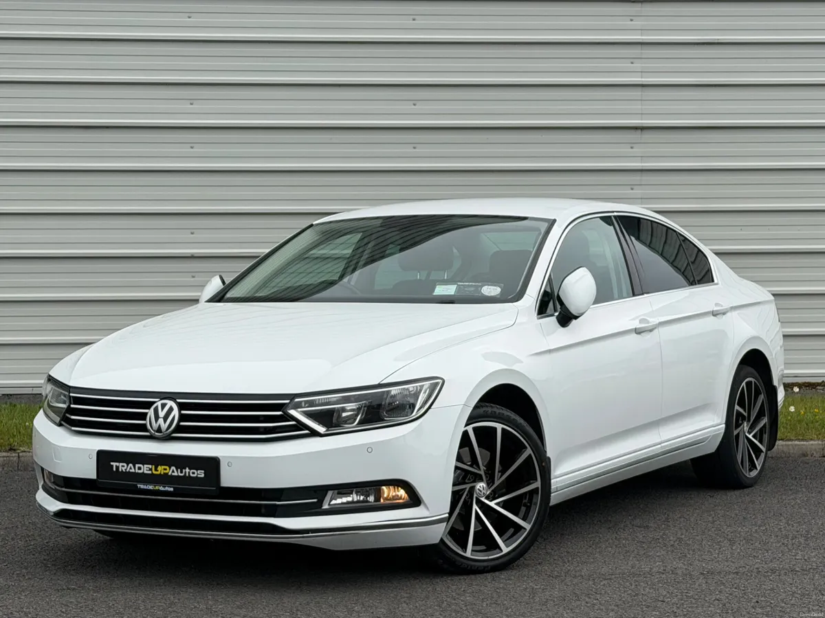 Passat 2.0 TDI DSG 150HP Comfortline - Image 1