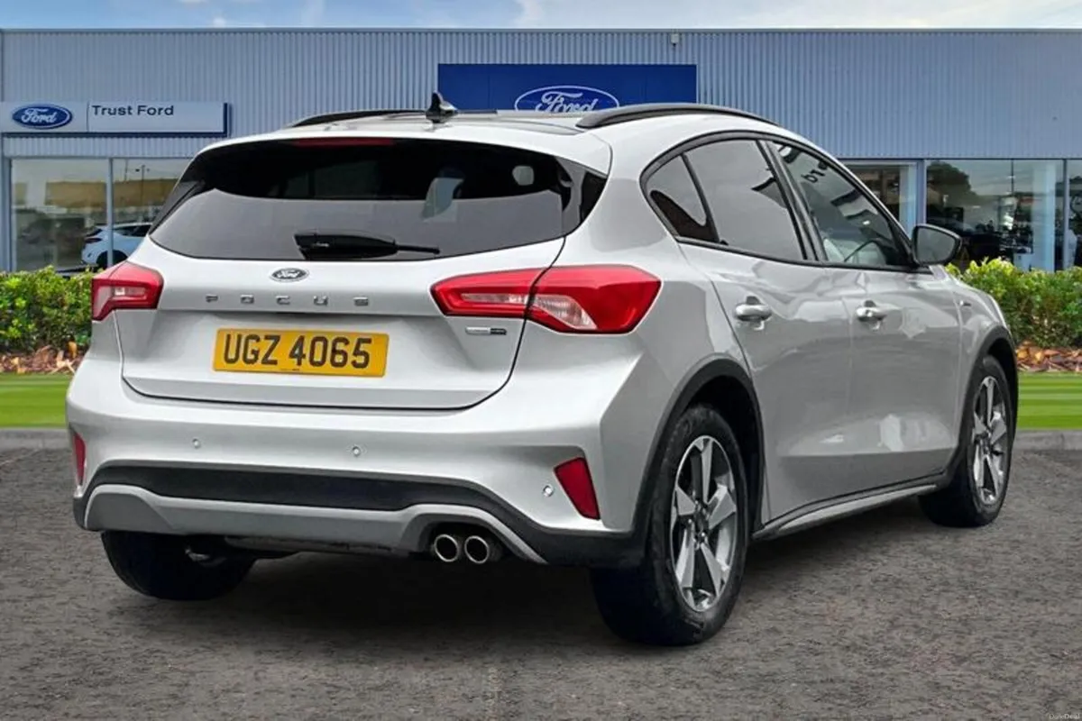 Ford Focus 1.0T EcoBoost MHEV Active Edition Hatch - Image 4