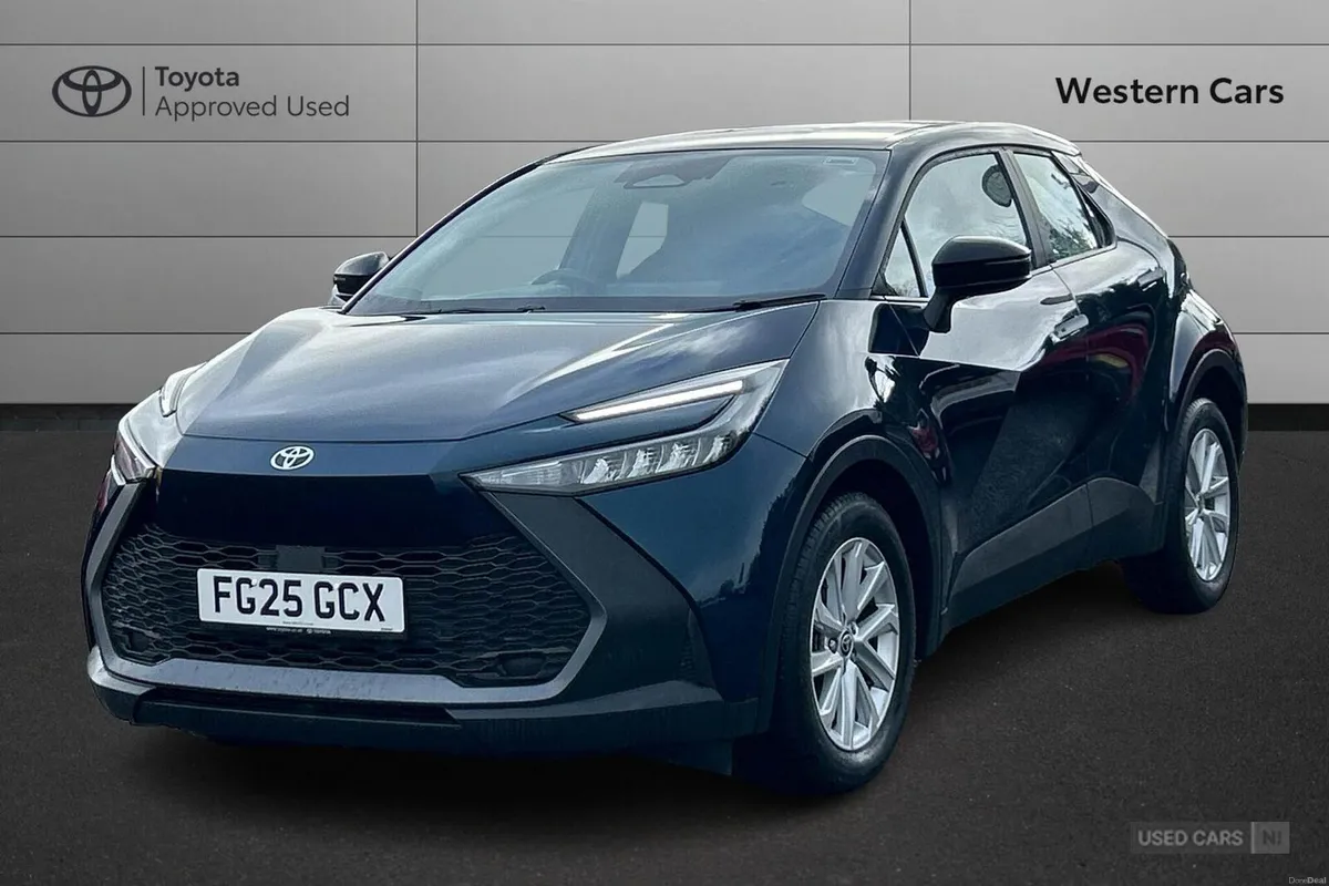 Toyota C-HR 1.8 VVT-h Icon CVT Euro 6 (s/s) 5dr - Image 3