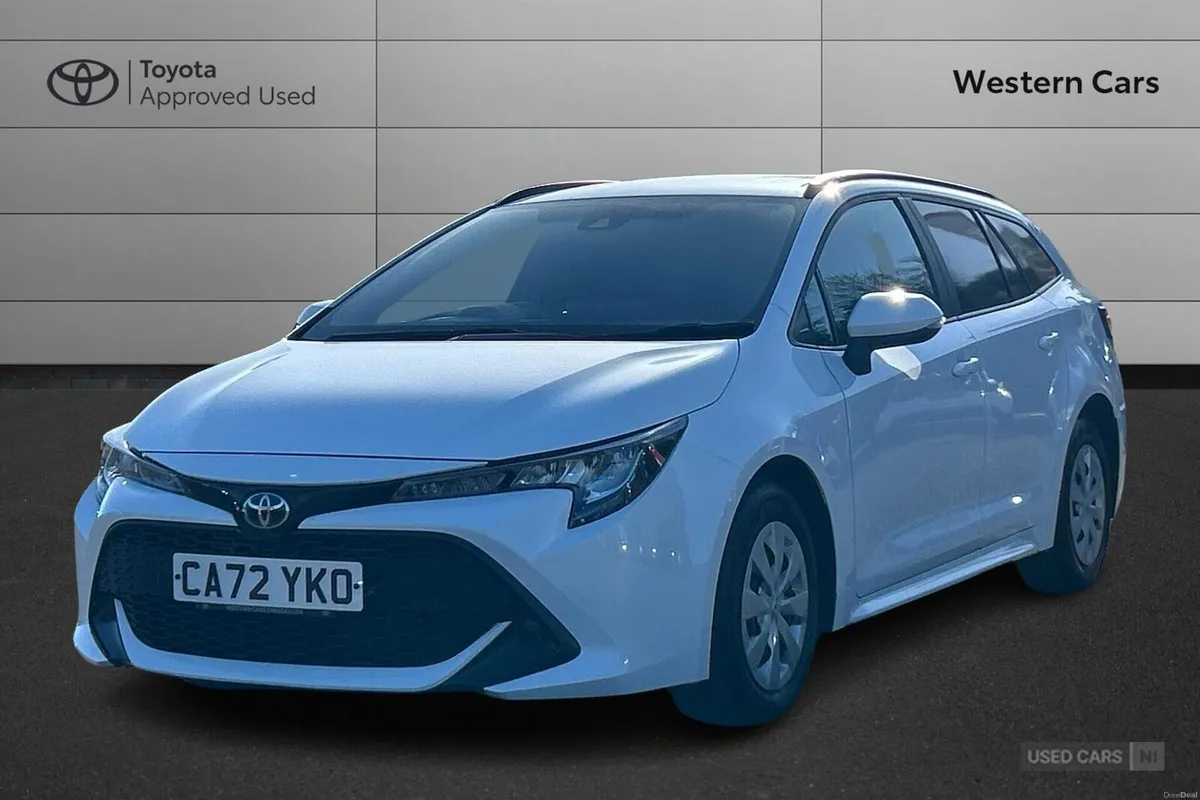 Toyota Corolla 1.8 VVT-h CVT Euro 6 (s/s) 5dr - Image 3