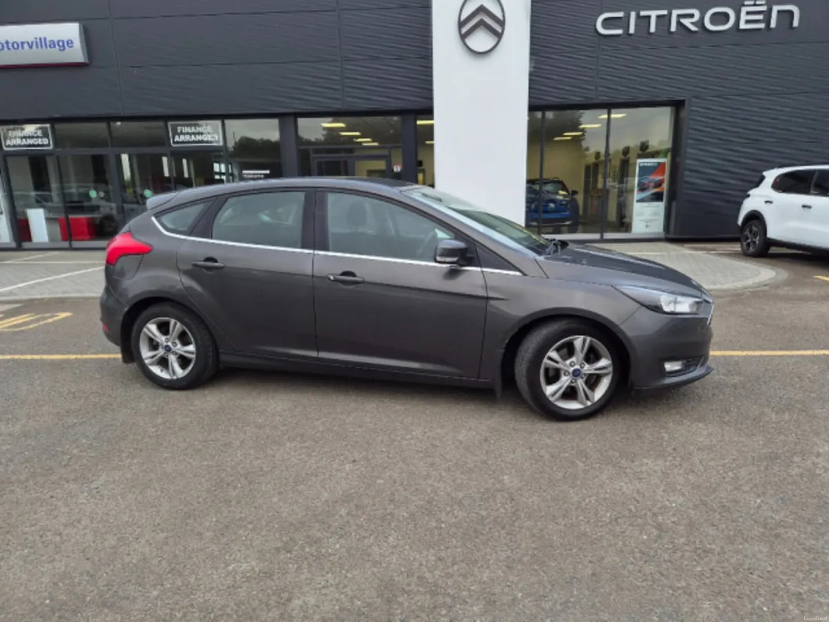 Ford Focus Zetec 1.5TD 120PS AUTOMATIC - Image 2