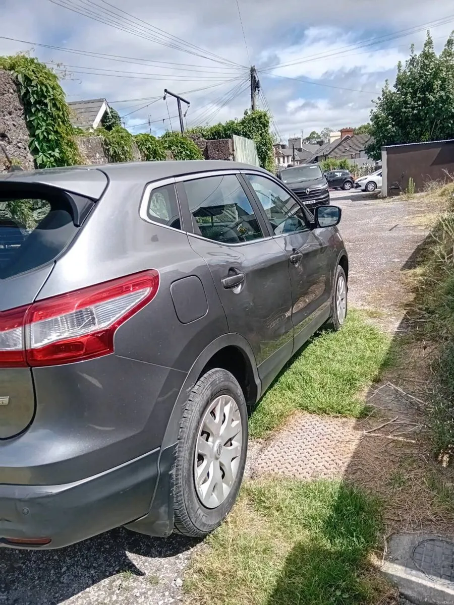 141 Nissan QASHQAI 1.5tdci - Image 3