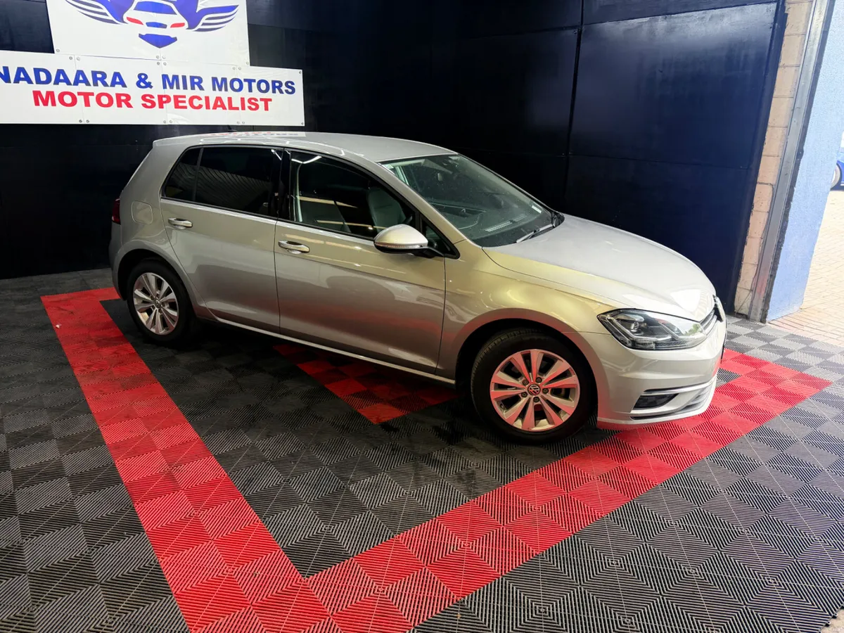 Volkswagen Golf 2017 Automatic - Image 4