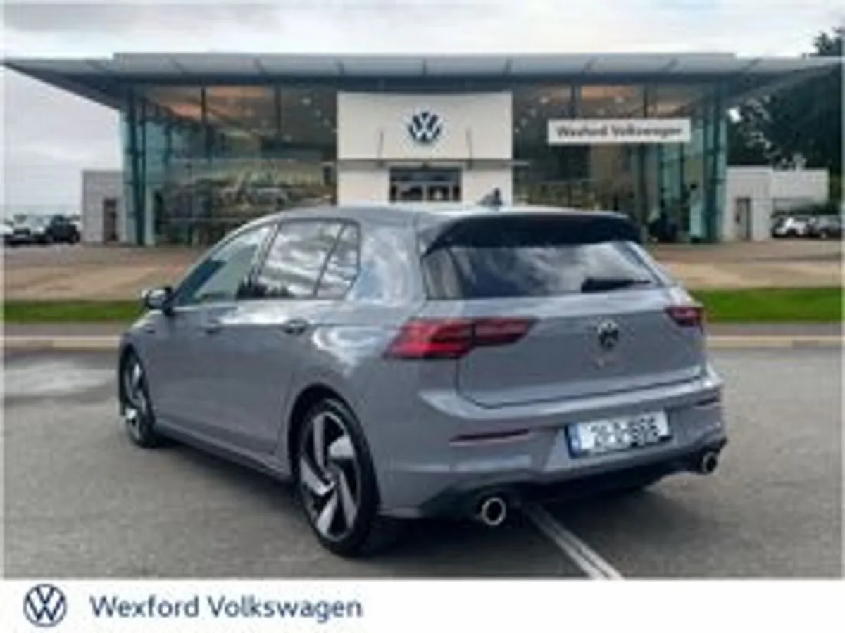 Volkswagen Golf GTI 2.0TSI 245HP DSG - Image 3