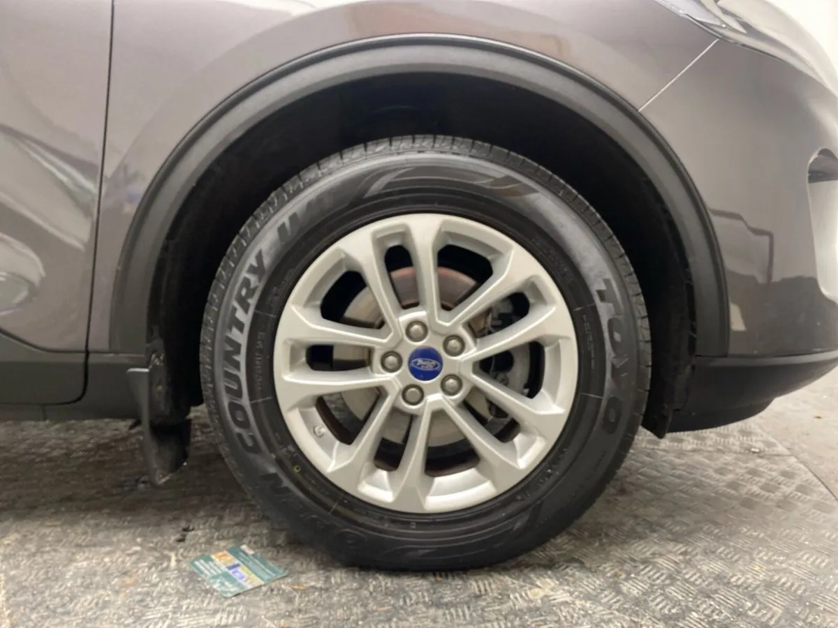 Ford Kuga 1.5 EcoBlue 120PS Titanium - Image 5