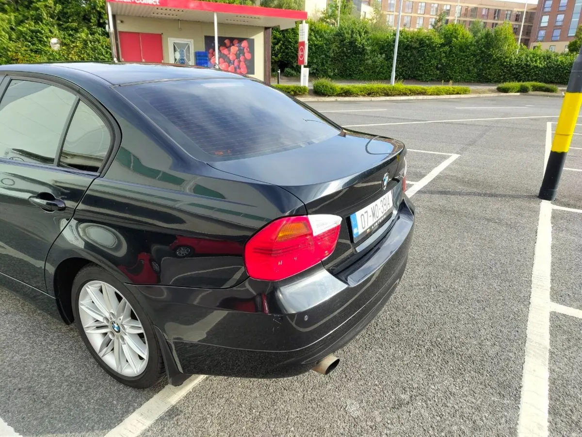 BMW 3-Series 2007 - Image 4