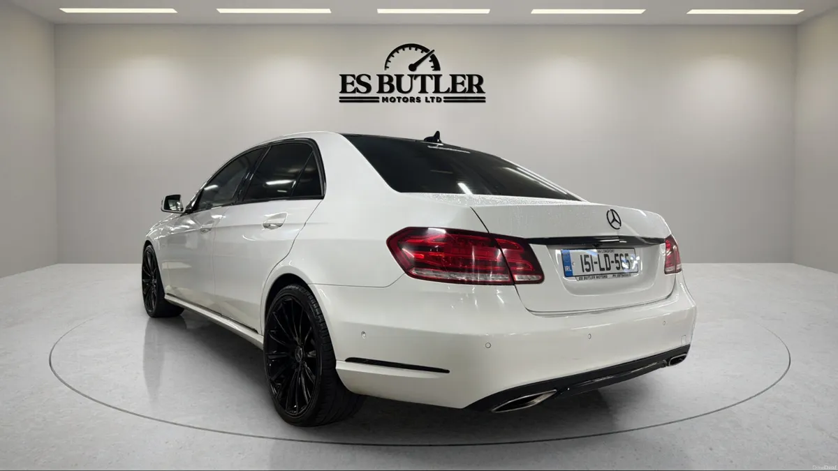2015 Mercedes-Benz E220 2.1L DIESEL AUTO /PAN ROOF - Image 3