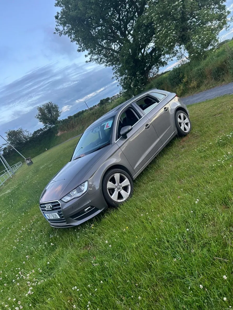 Audi A3 1.6tdi sport 5dr - Image 3