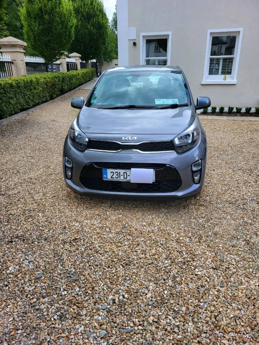 Car - Image 1