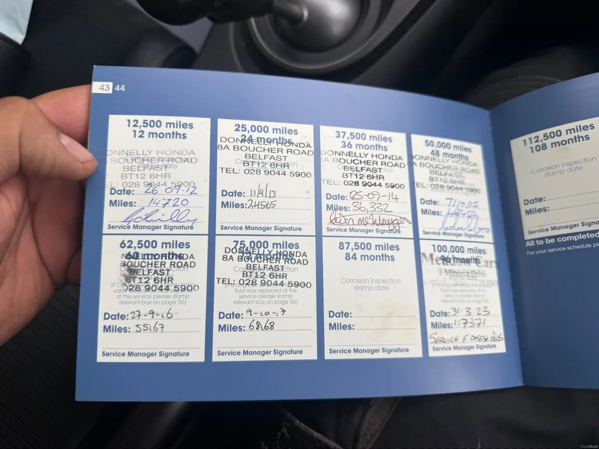 Honda Civic 2011 Manual 1.3 petrol - Image 3