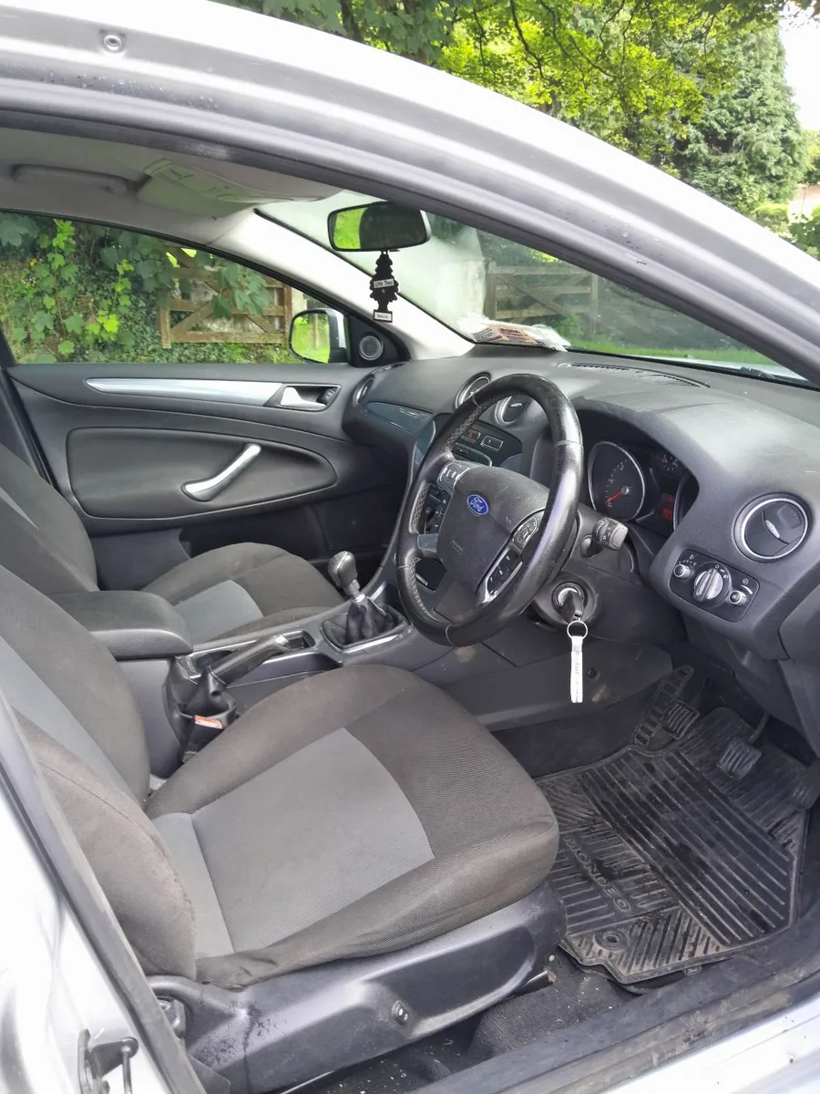 Ford Mondeo 2011 - Image 5