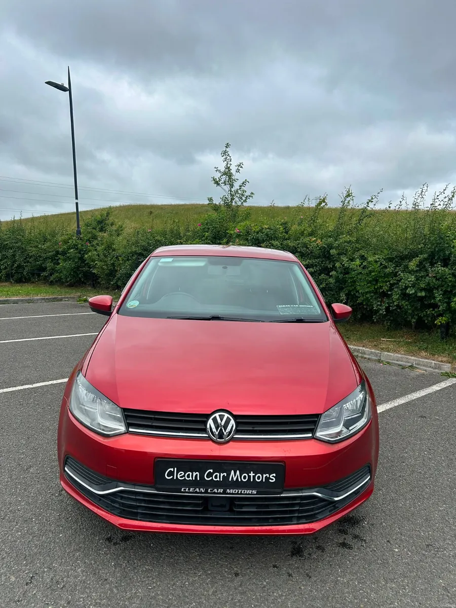VOLKSWAGEN POLO 2015 AUTOMATIC - Image 3