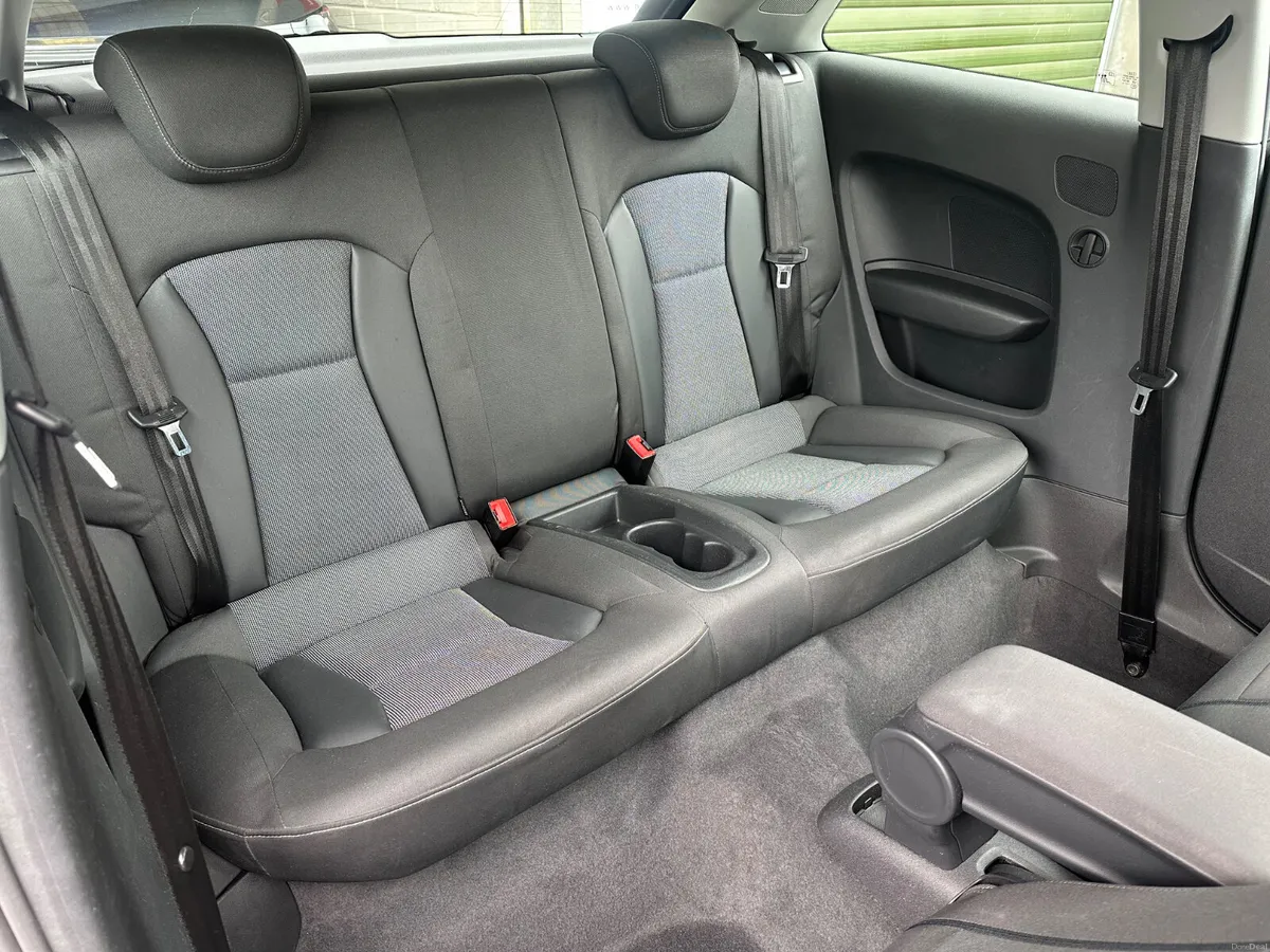 Automatic Audi A1 2011 - Image 6