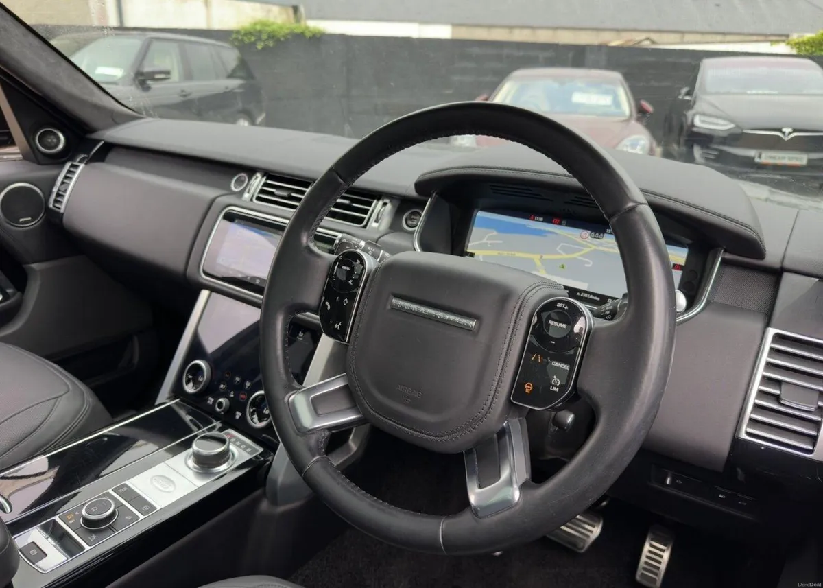 🇮🇪22RANGE ROVER 2.0 P400 WESTMINSTER BLACK EDITI - Image 3