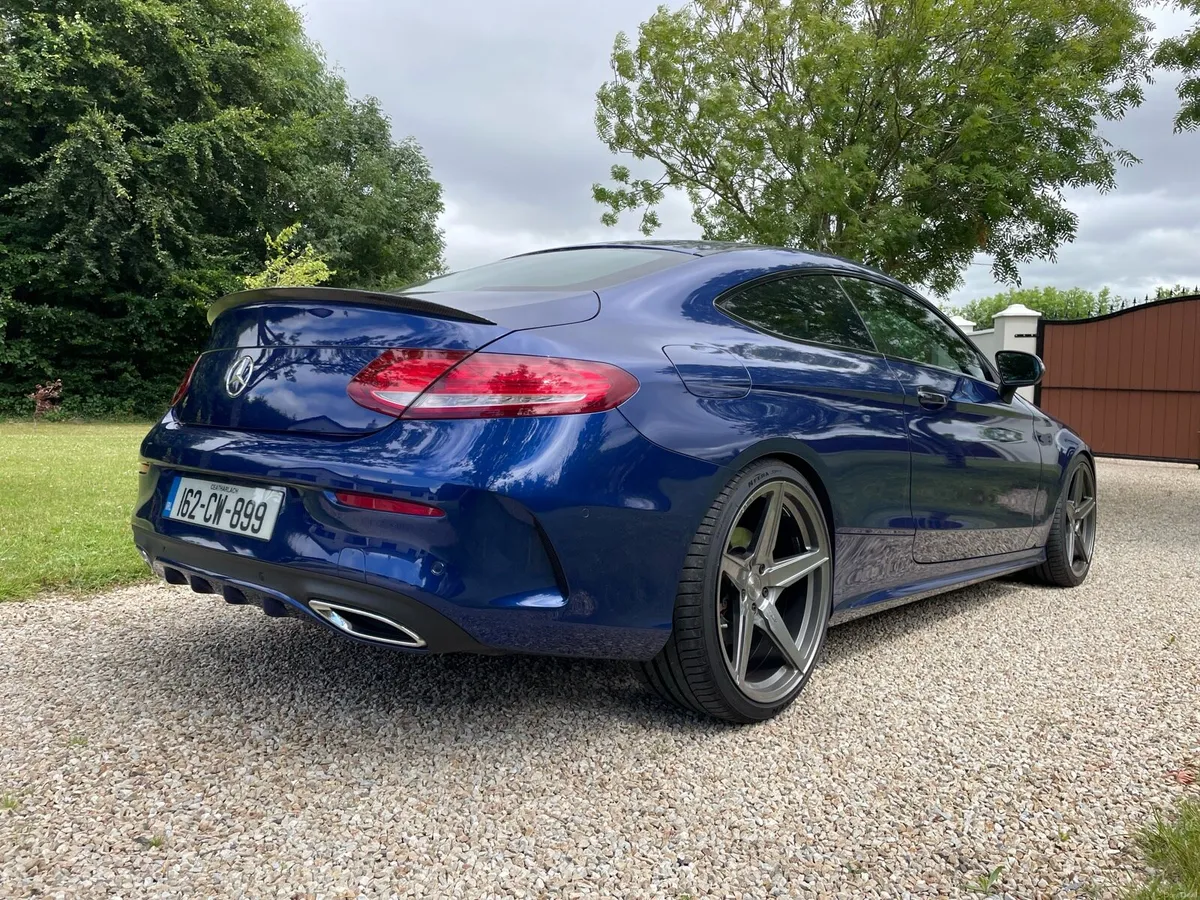 Mercedes-Benz C-Class Coupe C250d (Premium Plus) - Image 2