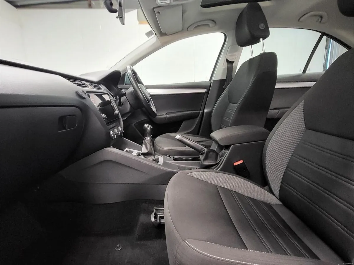 Skoda Octavia ACTIVE 1.0TSI 115HP - Image 6