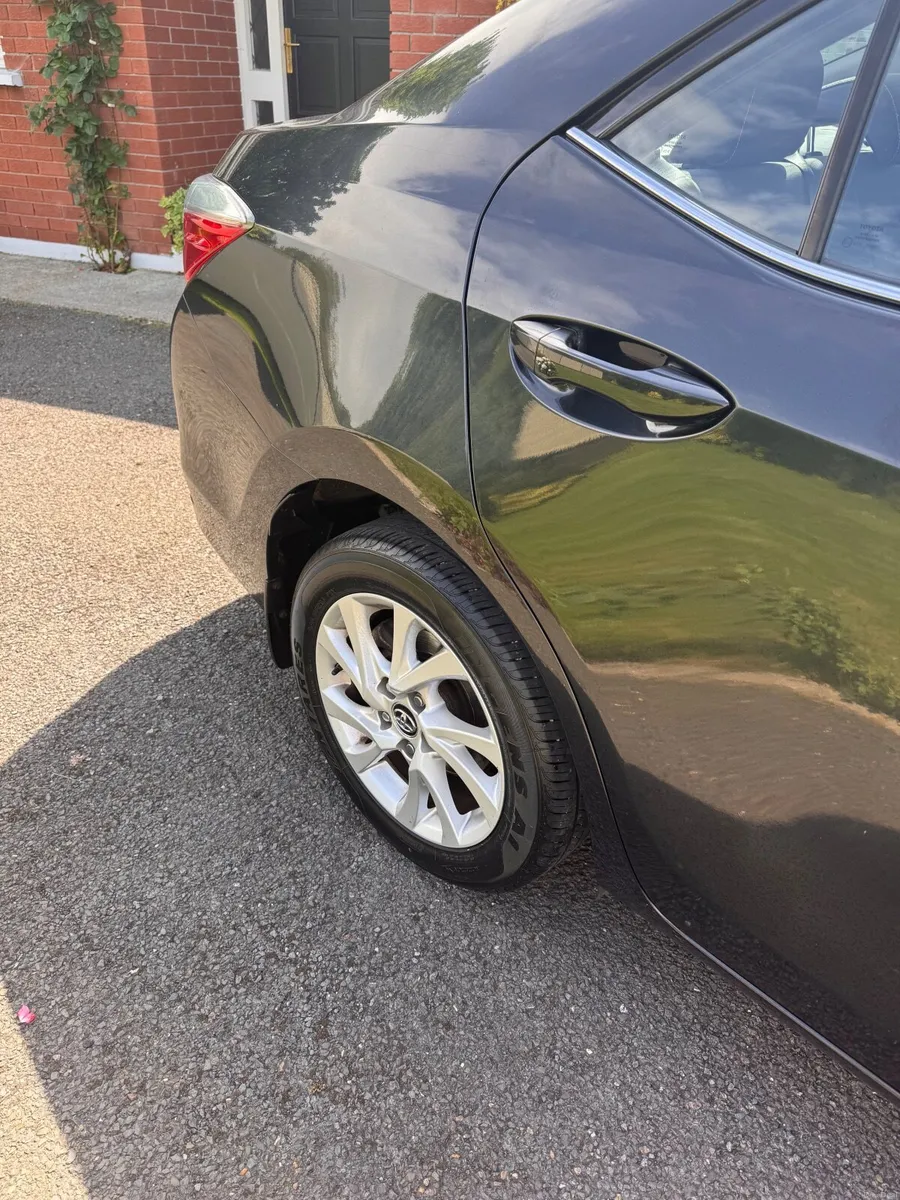 Toyota Corolla 2018 - Image 4
