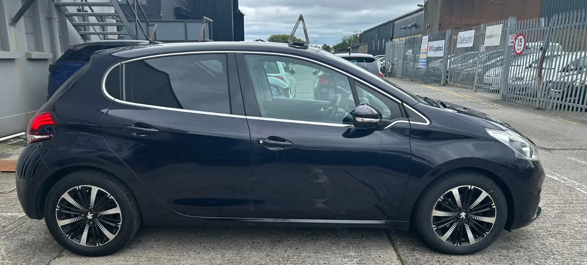 2016 Peugeot 208 Low Mileage - Image 4