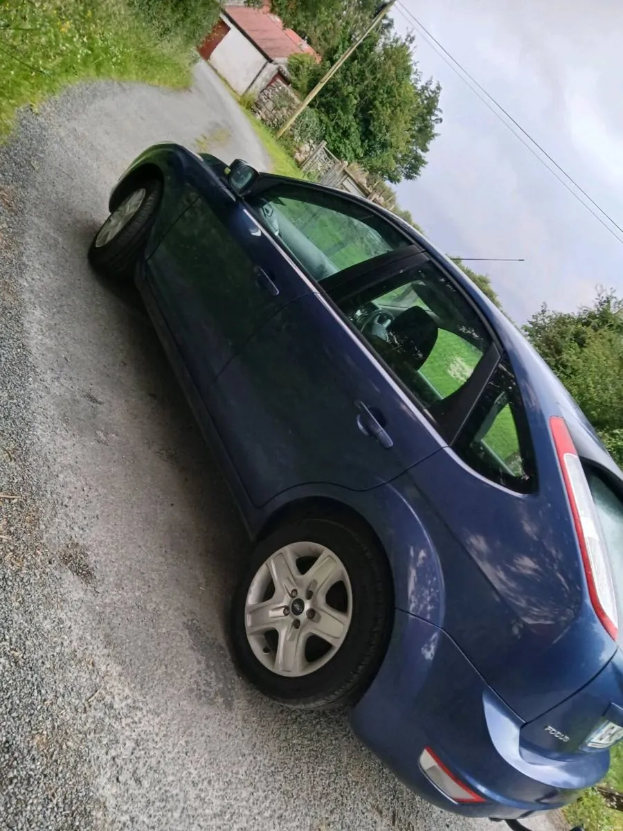 2010 Ford Focus - Image 3